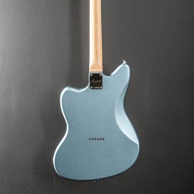 Squier Limited Edition Paranormal Offset Telecaster SJ - Ice Blue Metallic image 5