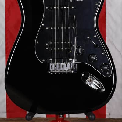 Fender Standard Stratocaster HSS - Black image 2