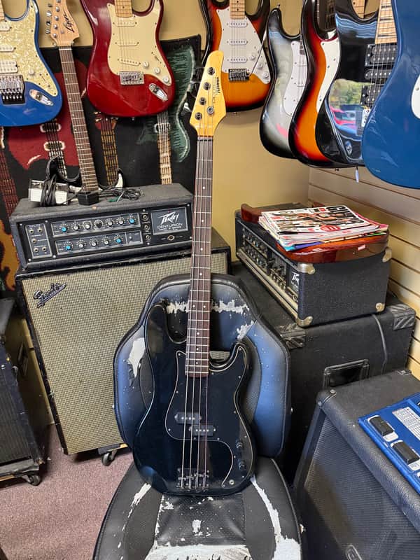 Kramer Focus by Kramer 4 string bass guitar - Black sparkle image 1