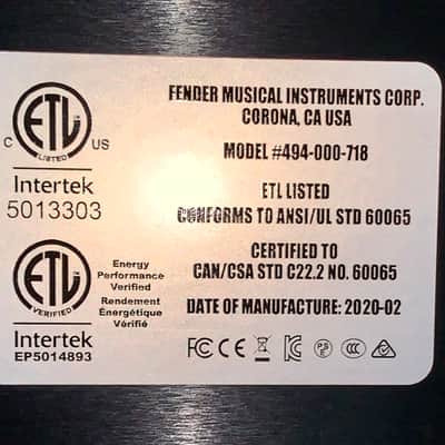 2019 Fender American Acoustasonic Stratocaster acoustic electric guitar made in the USA comes with a Fender gigbag image 6