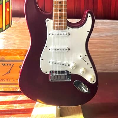 Fender 40th anniversary American Stratocaster 1996 - Candy apple red image 1