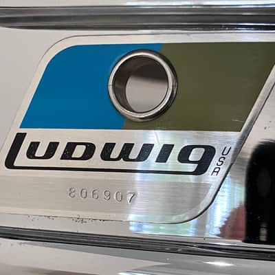 Vintage Ludwig Supraphonic 1970 LM400 Absolutely Beautiful Condition image 8