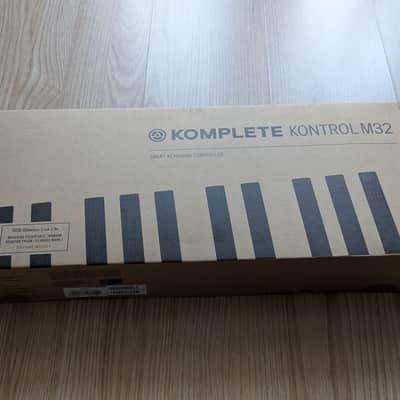 Native Instruments Komplete Kontrol M32 2019 - Black image 5