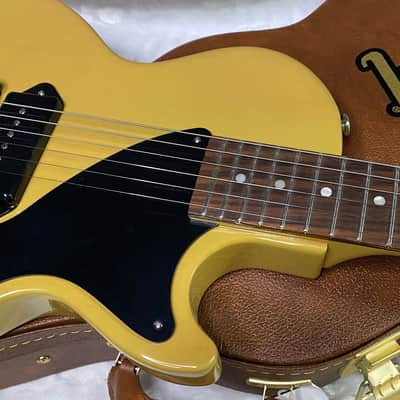 NEW! Gibson Les Paul Junior - TV Yellow - Hardshell Case - Authorized Dealer - 7.7 lbs - G07322 image 2