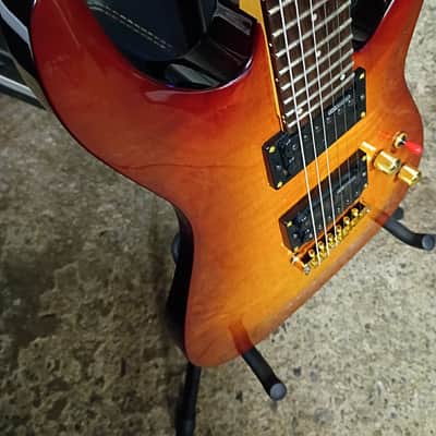 ESP - LTD MH-100QMNT **W/HSC (Polyfoam) 2014 - Amber Sunburst image 4