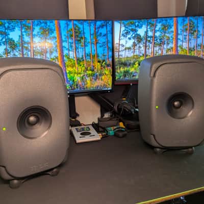 GENELEC 8341 ② 8341AM07.jpg?fm=jpg&q=85&w=2000