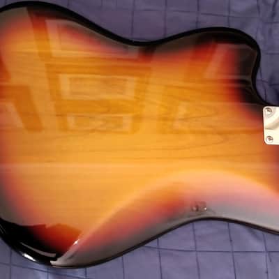 FENDER JAZZMASTER Japan early 2000s - sunburst image 9