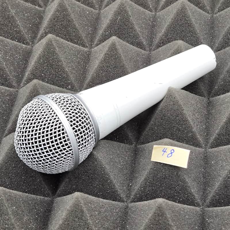 Shure SM48 Limited Edition White SM48W-LC image 1