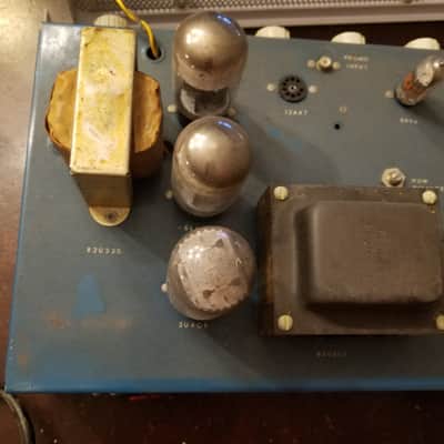 Bell PM-33 Pacemaker Mono 33 Watt Tube PA Amp dual 6L6GB 1959 - Blue, Beige, Textured Grey image 5