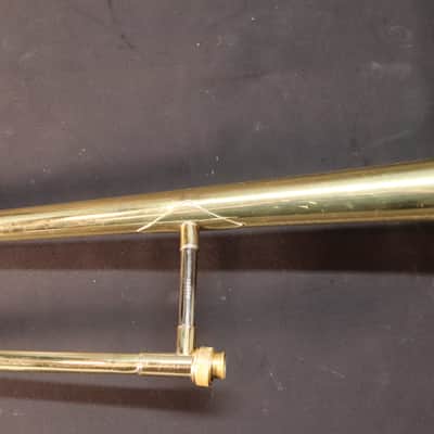 Bach Student BTB202 Tenor Trombone - Lacquered With Mouthpiece And Case image 2