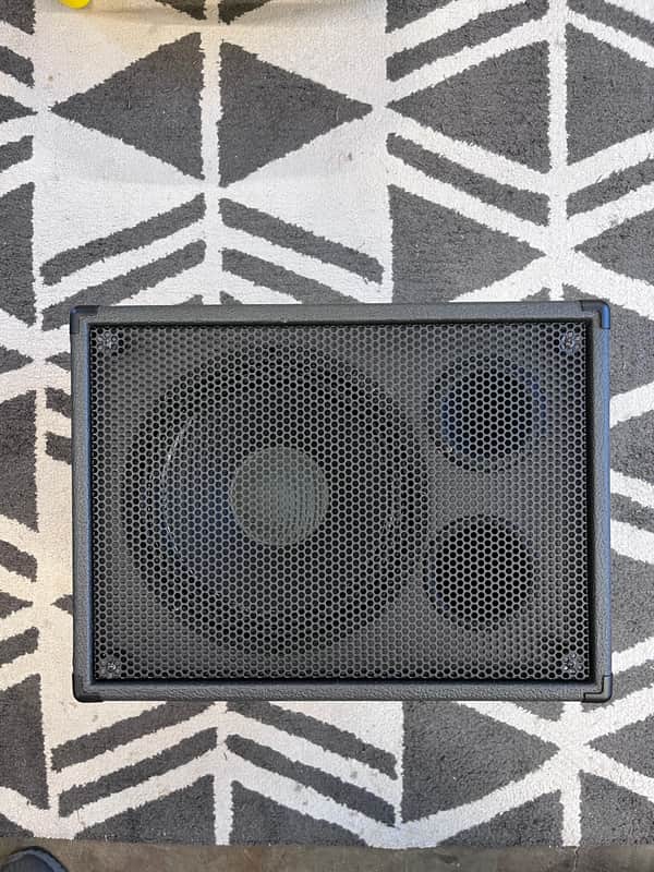 440 Live 112 Bass Cabinet Handmade 400w 8ohms 32lbs image 1