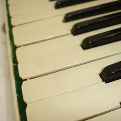 Vintage Casavi Verona Italia Piano Accordion image 9
