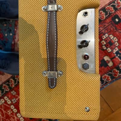 Fender Pro Junior IV 15-Watt 1x10" Guitar Combo 2018 - Present - Lacquered Tweed image 3