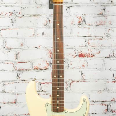 Fender - Vintera 60's Modified Stratocaster Electric Guitar - Olympic White w/Seymour Duncan JB Jr. Bridge PUP Installed - w/ Bag USED image 4