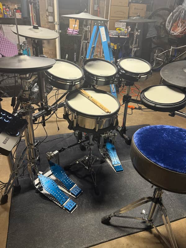 Roland TD-27KV2 V-Drum Kit with EXTRAS image 1