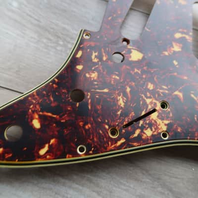62 Fender Stratocaster celluloid tortoise pickguard USA 1960 thru 1962 avri strat guard image 5