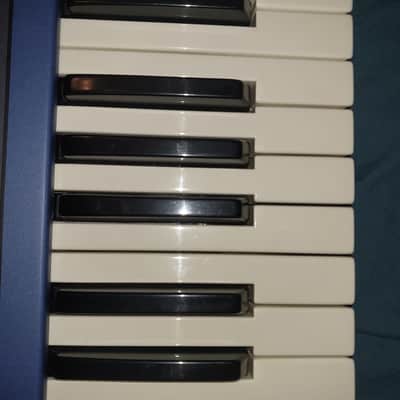 Novation Nova II 49-Key 24-Voice Synthesizer 2004 - Blue image 4