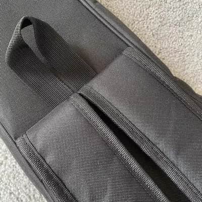 Hofner 39 Inch Classical Guitar Shoulder Bag Backpack image 9