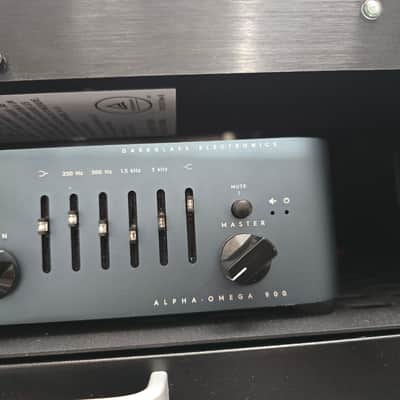 Darkglass Electronics Alpha Omega 900 Bass Amp w/ Power Conditioner and Rack Case image 4
