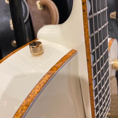 Gretsch G6136T-59 Vintage Select '59 Falcon with Bigsby 2016 - Present - Vintage White image 5