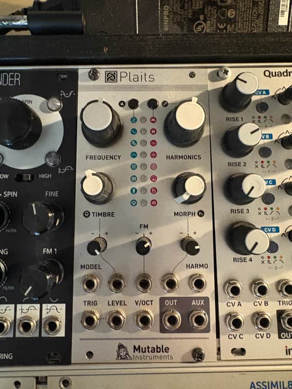 Mutable Instruments Plaits