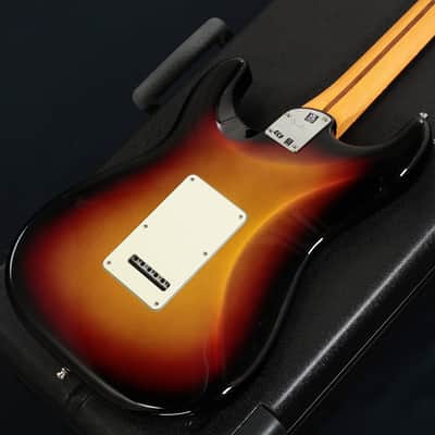 Fender USA American Ultra Stratocaster HSS RF Ultraburst Fender [US23029198] (06/29) image 7