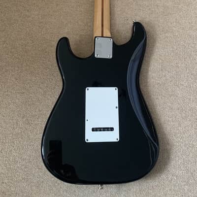 Squier Stratocaster made in Korea 1995 Black image 6