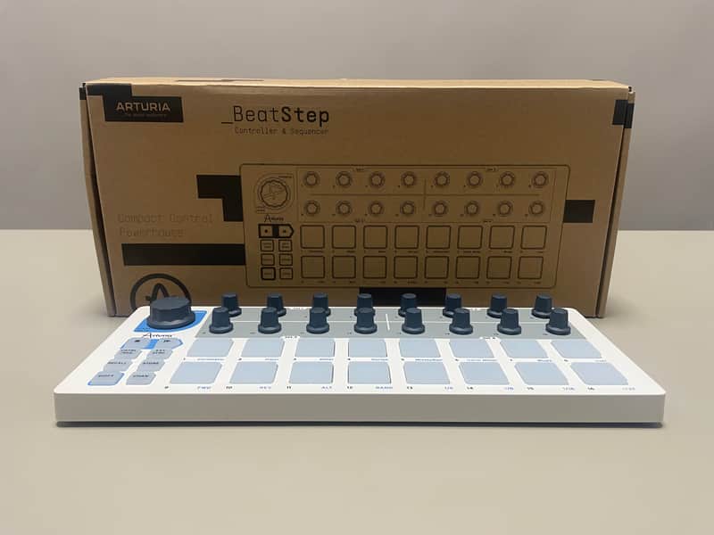 Arturia BeatStep MIDI Controller 2014 - Present - White image 1