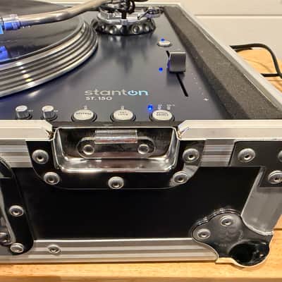 Stanton ST.150 - High Torque Turntable Road Case & D500 AL MKII Cartridge - Gray image 9