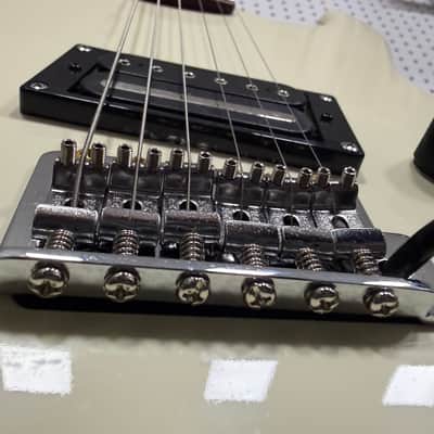 Kramer Baretta Special with Granadillo Fretboard 2010s - Vintage White image 3