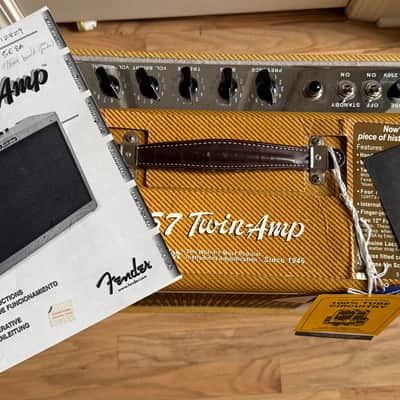 Fender '57 Twin-Amp Reissue 40-Watt 2x12" Guitar Combo 2004 - 2011 - Lacquered Tweed image 10