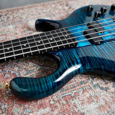 Pedulla 40th Anniversary Mark Egan Signature Buzz Fretless 2015 - Trans Blue image 4