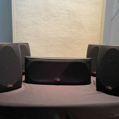 Polk Audio RM6750 5.1 Home Theatre Speaker Sound System Excellent Condition Used image 1