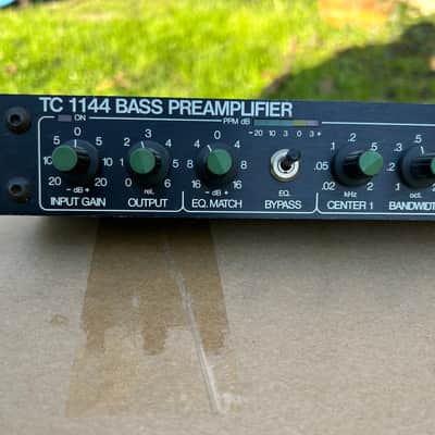 TC Electronic TC 1140 Parametric EQ - VGC image 1