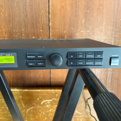 Roland SDE-330 SDE 330 Dimensional Space Delay New internal battery image 4