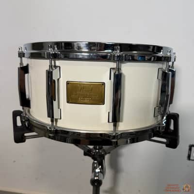 Pearl Custom Classic 14x6,5 One-Piece Solid Maple Snare Drum image 1