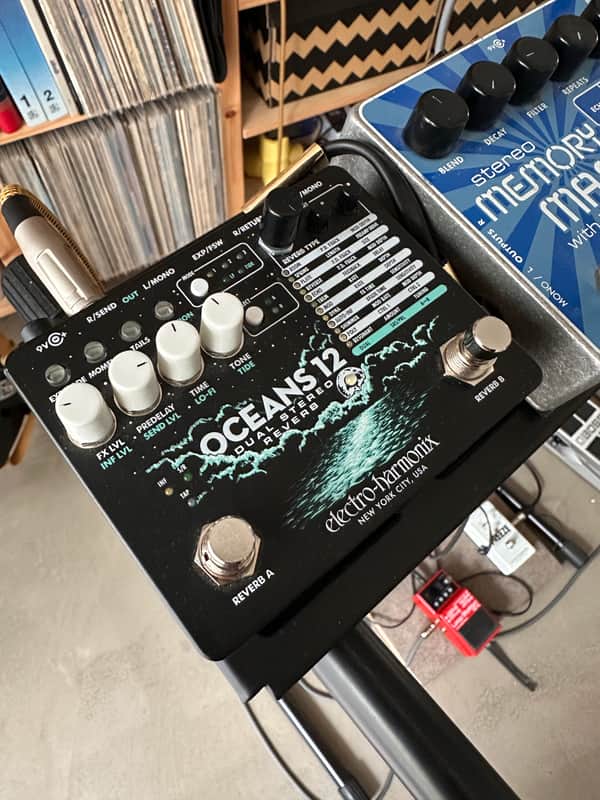 Electro-Harmonix Oceans 12