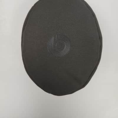 Beats Solo 3 Headphones image 13