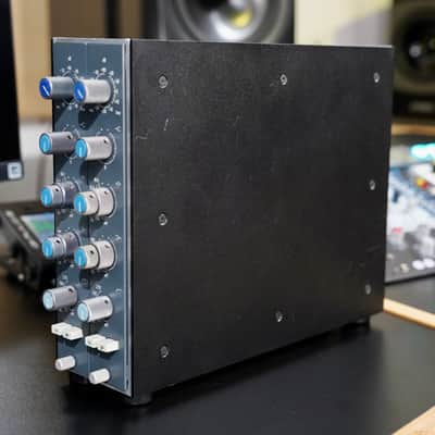 Neve 33115 Racked Pair image 2