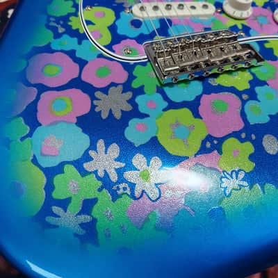 *NEW IN BOX* 2025 Fender Japan Limited Edition Stratocaster Blue Flower - low tariffs image 5