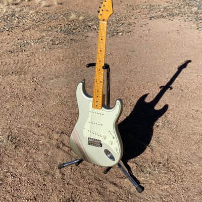 Fender 50's Traditional Stratocaster- Competition Stripe-MIJ image 3