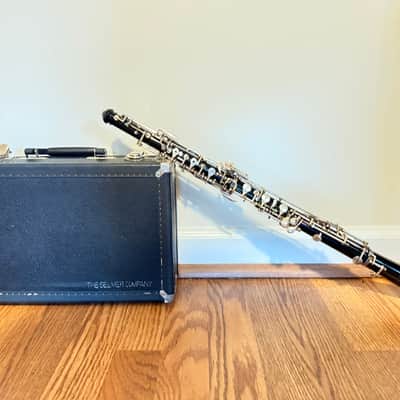 Selmer 123F  Oboe with case and reed. Made In USA image 2