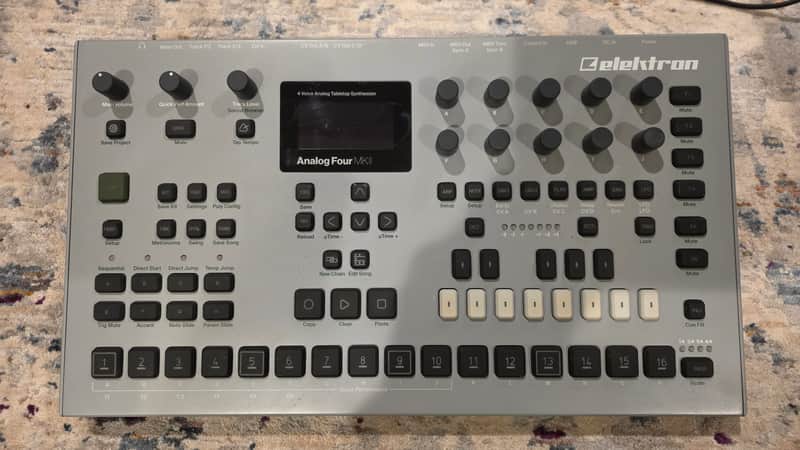 Elektron Analog Four MKII 4-Voice Tabletop Analog Synthesizer 2017 - Present - Grey image 1