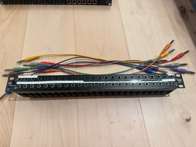 Neutrik NYS-SPP-L1 48-Point TRS Patchbay 2010s - Black image 1