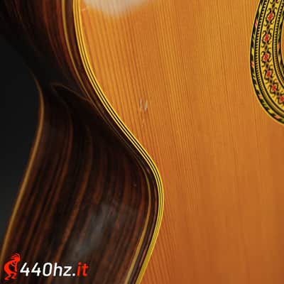 Aria A-557 Classical Guitar with Hard Case 1974 image 9