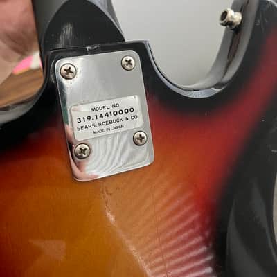 Silvertone Mosrite Copy - 319.14410000 1960s  - Sunburst image 4