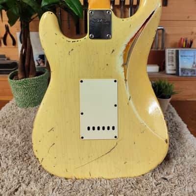 Fender Stratocaster - John Cruz '61 Reissue - Olympic White over Sunburst Hvy Relic - 2017 image 8