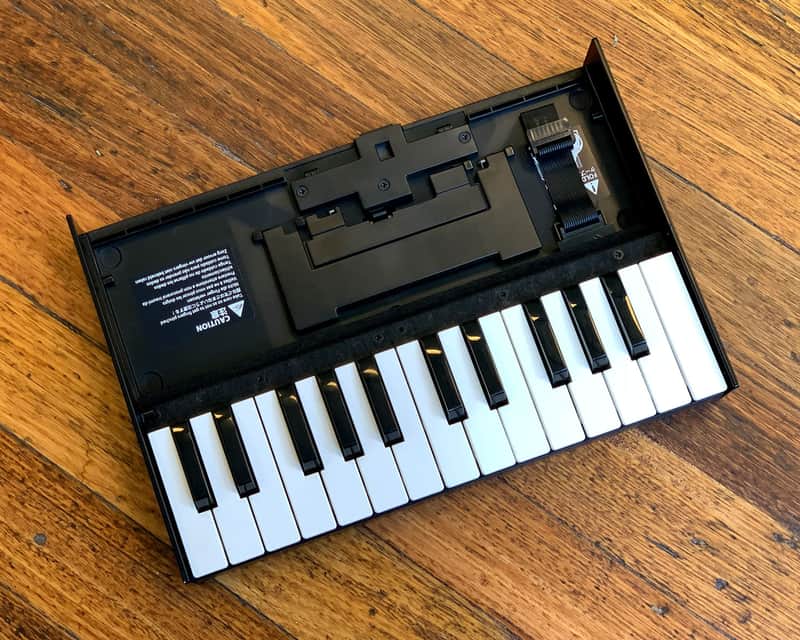 Roland K-25M Keyboard Unit | Reverb Canada