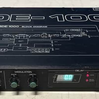 Roland SDE-1000 Digital Delay 1983 - 1989 - Black
