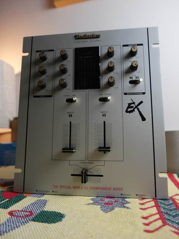 Technics SH-EX1200 Professional DJ Audio Mixer image 1